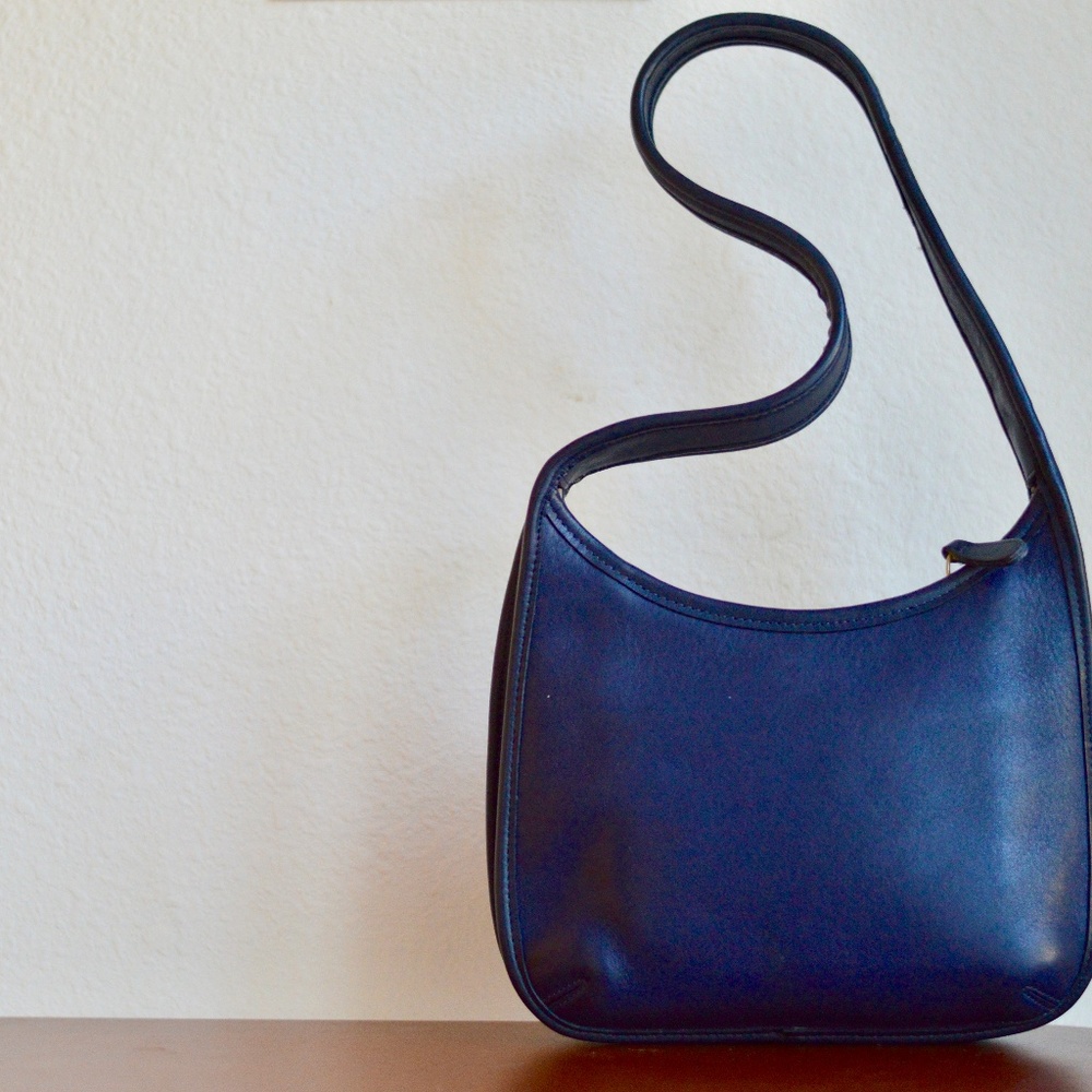 Vintage Coach 9020 Navy Ergo Bag/Mini Hobo Bag